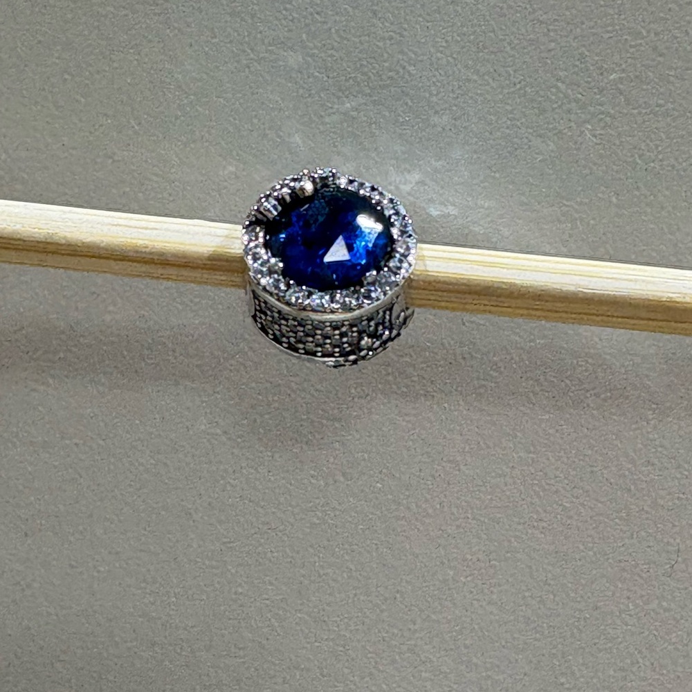 Pandora charm - Picture 7 of 11
